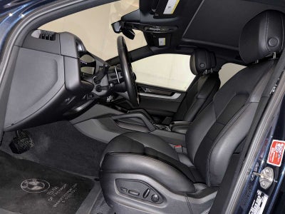 2024 Porsche Cayenne AWD