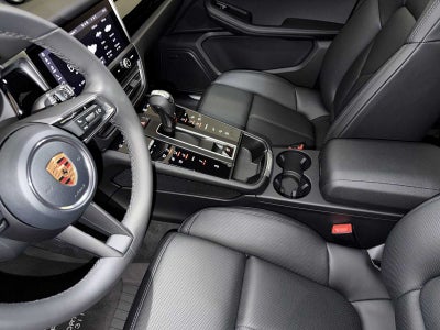 2026 Porsche Macan S AWD