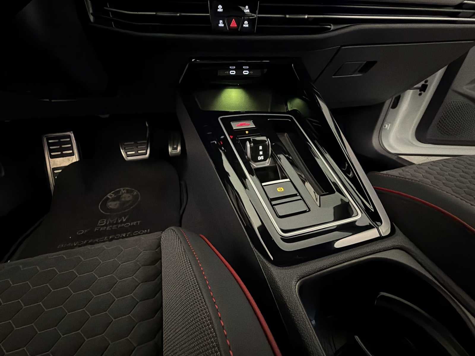 2026 Volkswagen Golf GTI 2.0T SE DSG