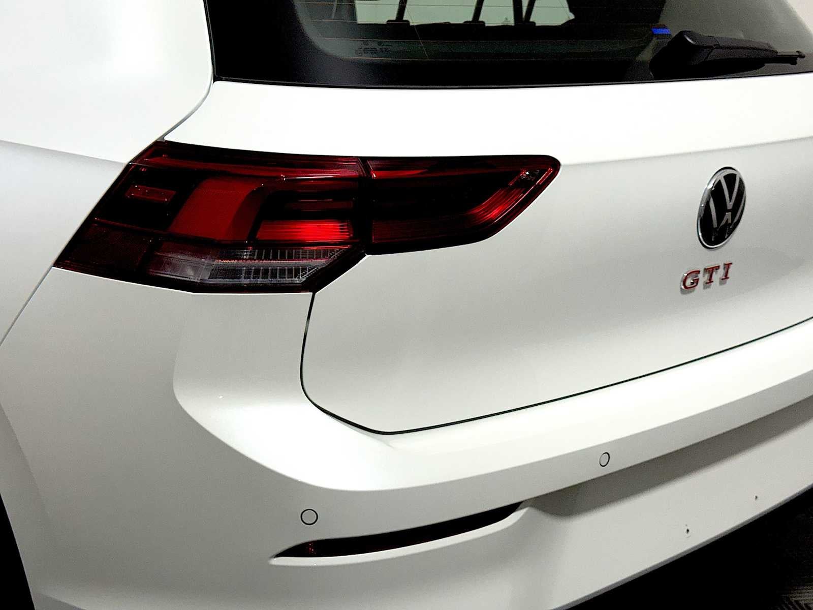 2026 Volkswagen Golf GTI 2.0T SE DSG