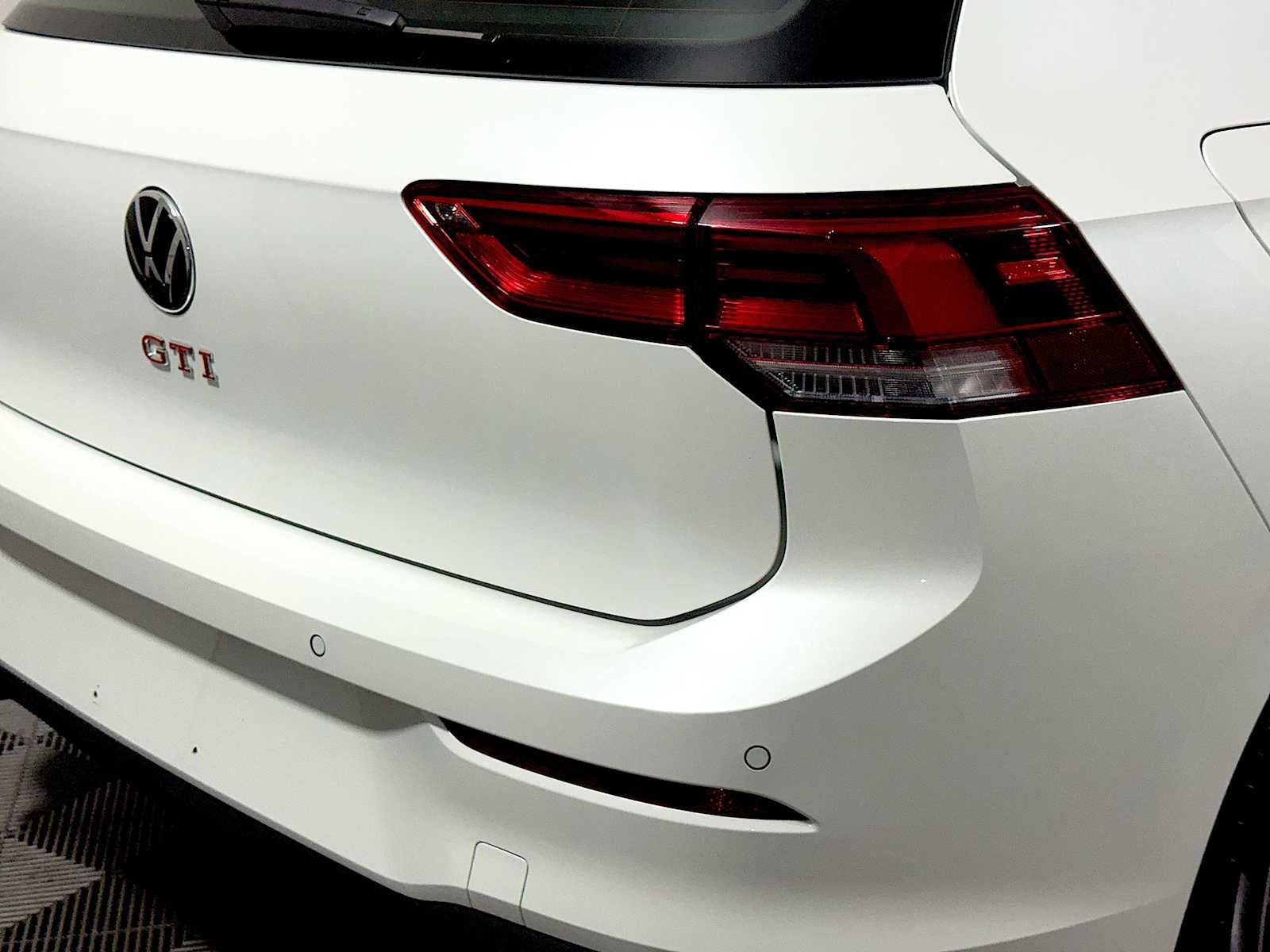 2026 Volkswagen Golf GTI 2.0T SE DSG