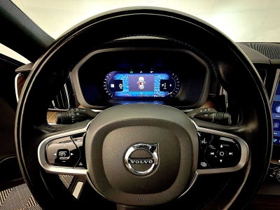 2022 Volvo XC60 B5 AWD Inscription