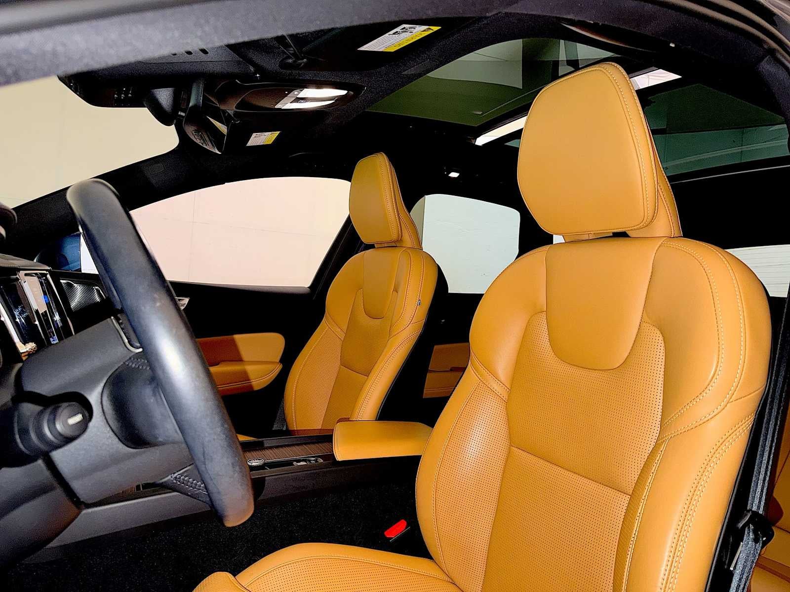 2022 Volvo XC60 B5 AWD Inscription