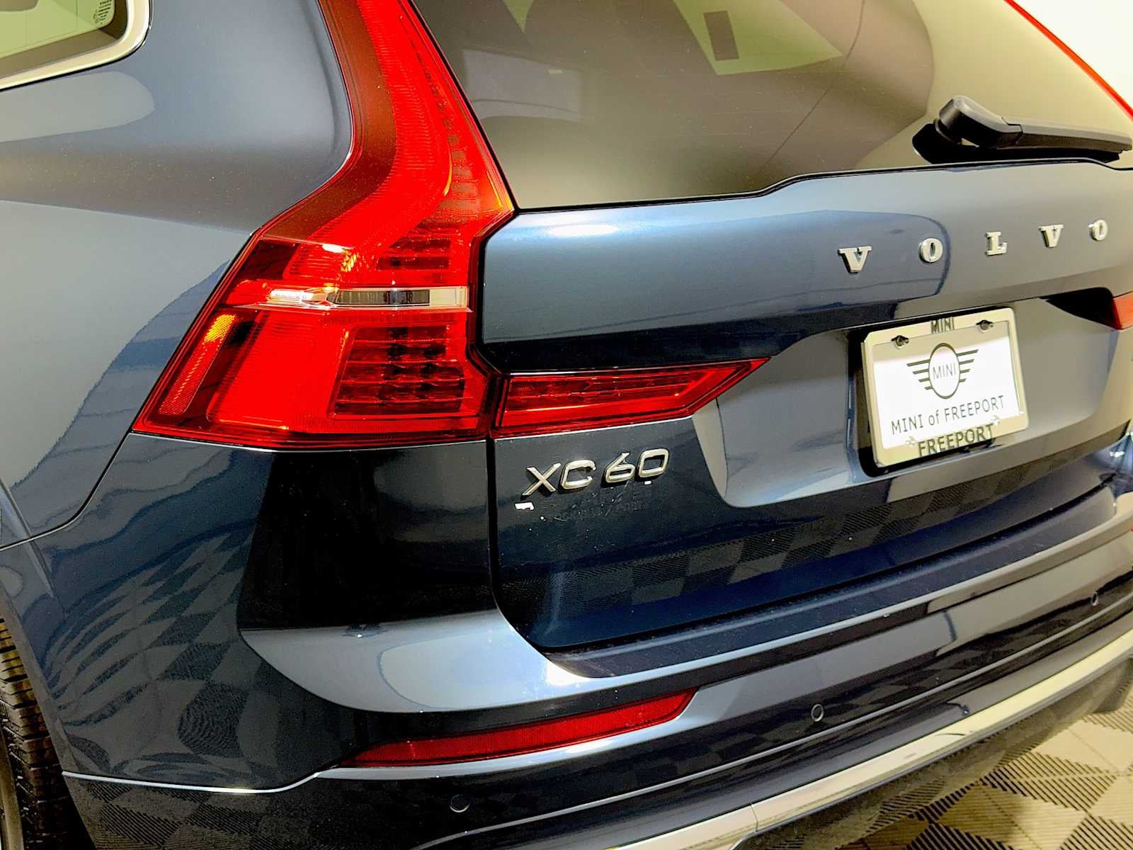 2022 Volvo XC60 B5 AWD Inscription