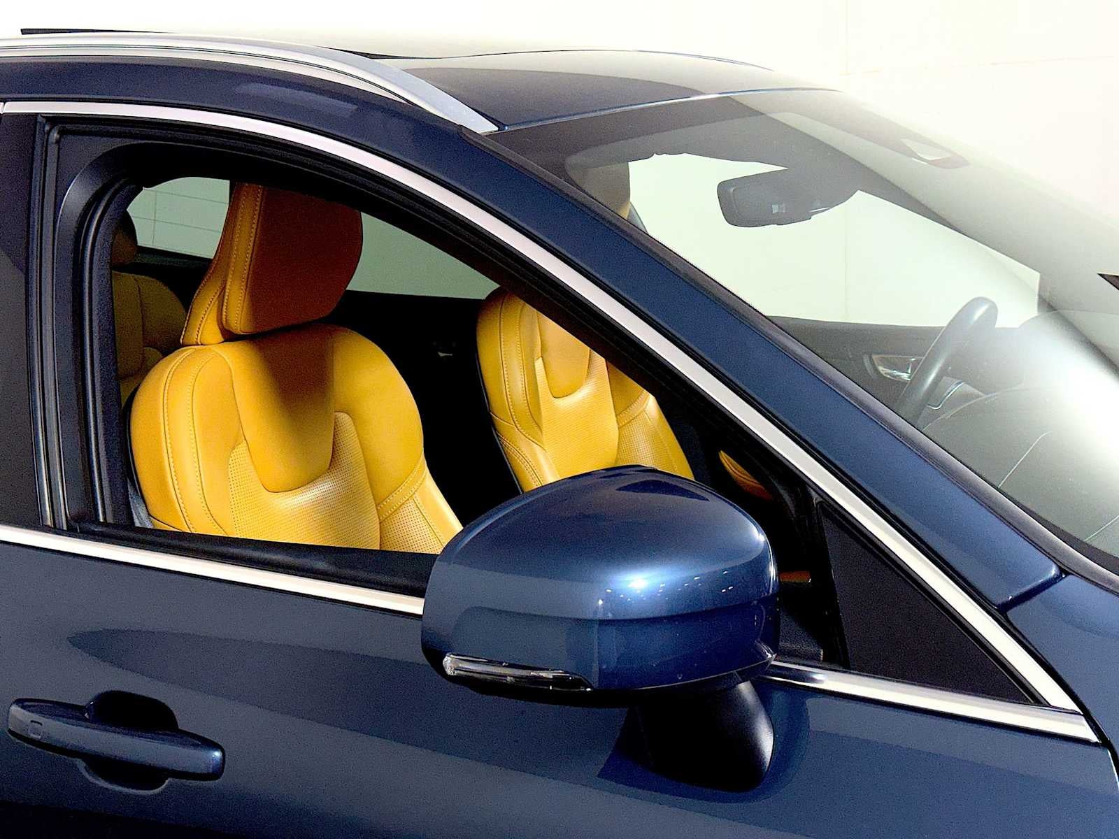 2022 Volvo XC60 B5 AWD Inscription