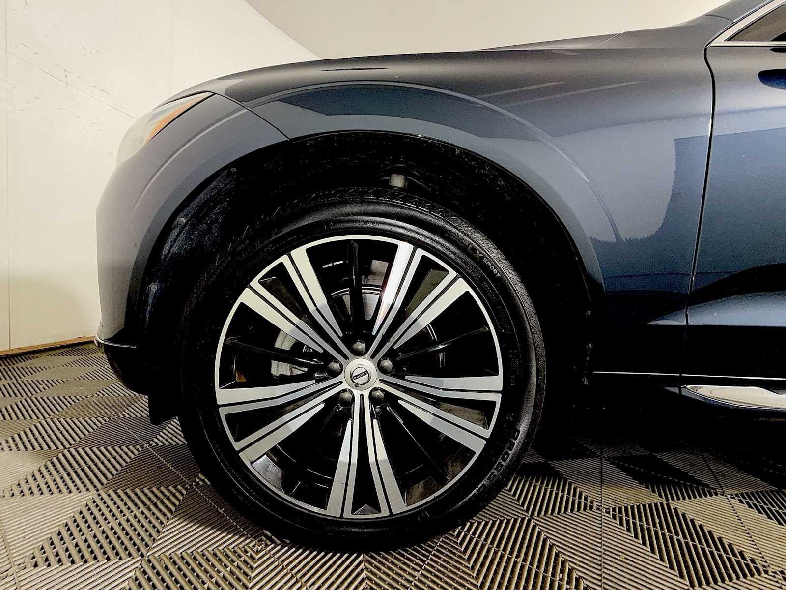 2022 Volvo XC60 B5 AWD Inscription