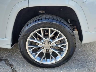 2023 Jeep Grand Cherokee Summit