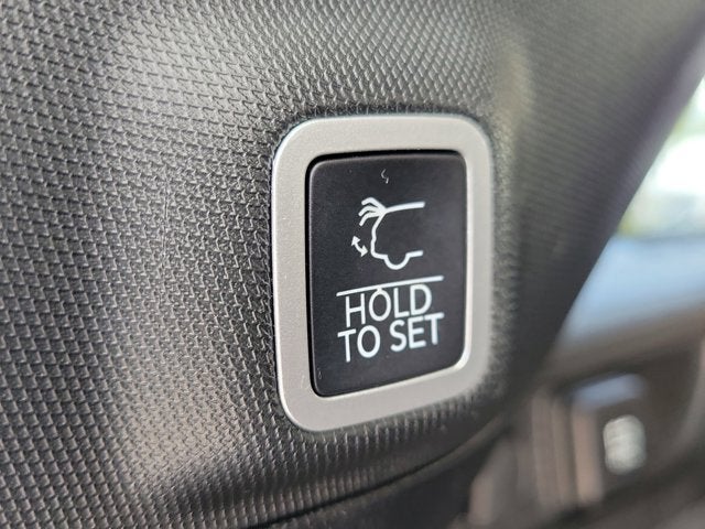 2023 Jeep Grand Cherokee Summit