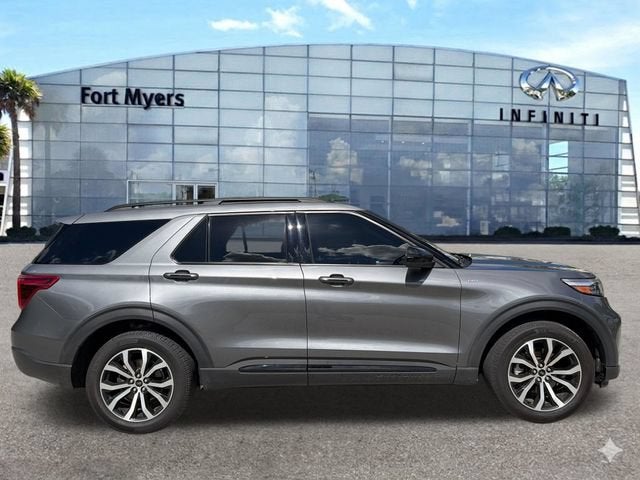 2023 Ford Explorer ST-Line