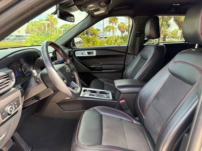 2023 Ford Explorer ST-Line