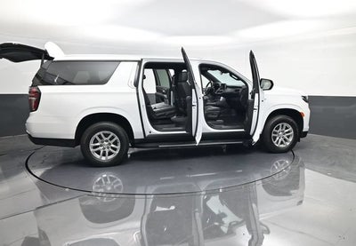 2024 Chevrolet Suburban LT