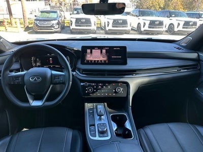 2025 INFINITI QX60 LUXE