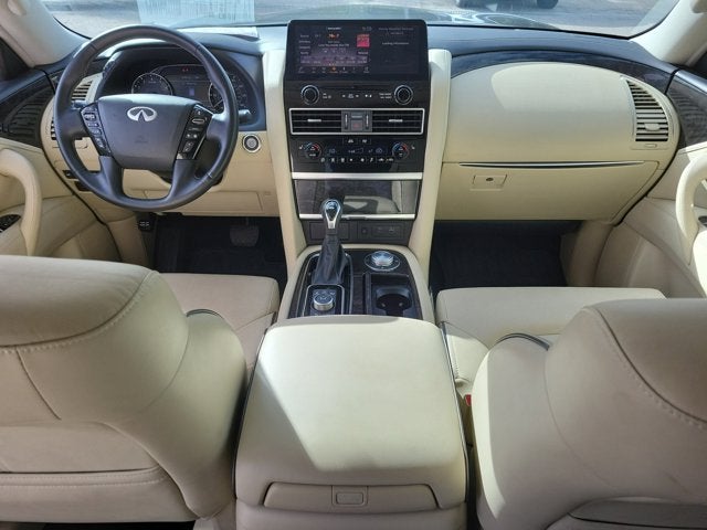 2024 INFINITI QX80 LUXE