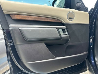 2018 Land Rover Discovery SE