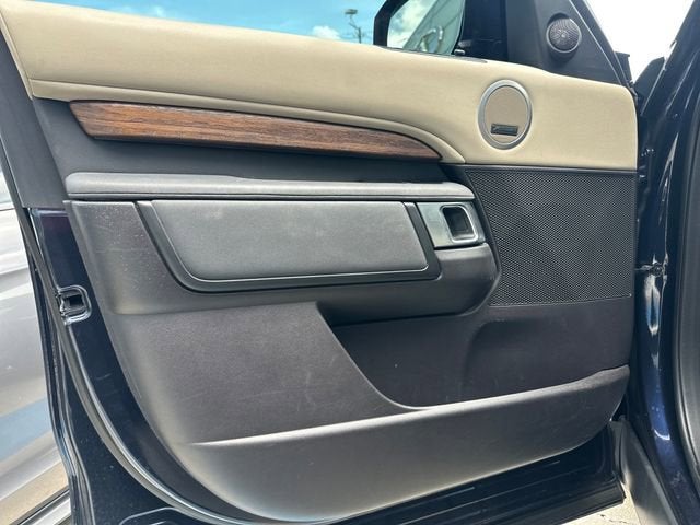 2018 Land Rover Discovery SE