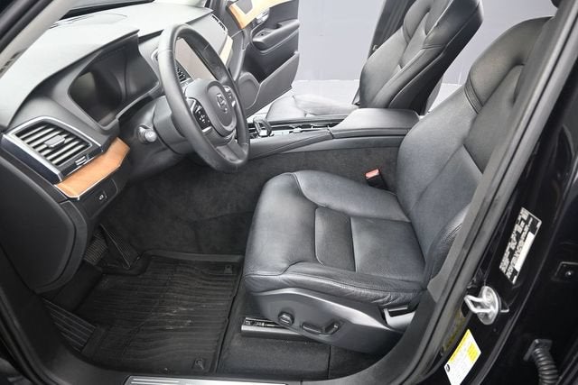 2023 Volvo XC90 B6 Core