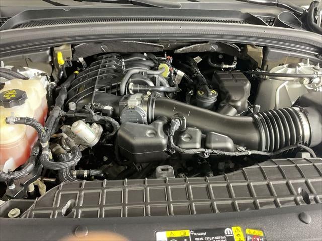 2022 Jeep Grand Cherokee L Laredo