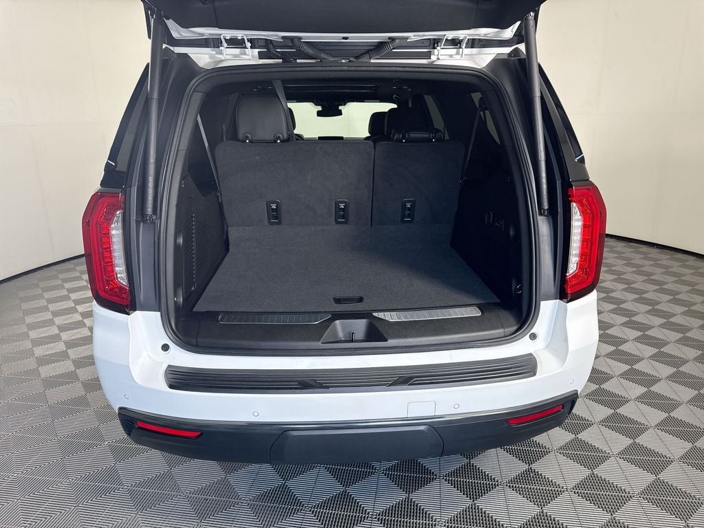 2024 GMC Yukon XL AT4