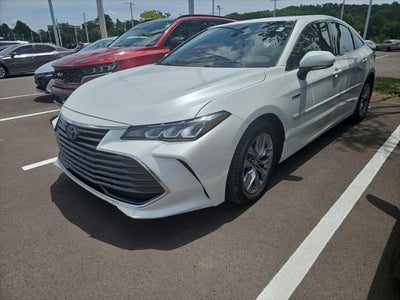 2019 Toyota Avalon Hybrid XLE Plus