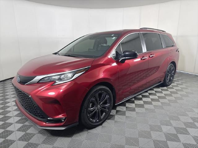 2022 Toyota Sienna XSE 7 Passenger