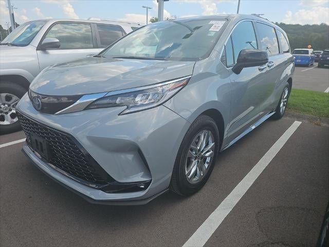 2024 Toyota Sienna XSE 7 Passenger