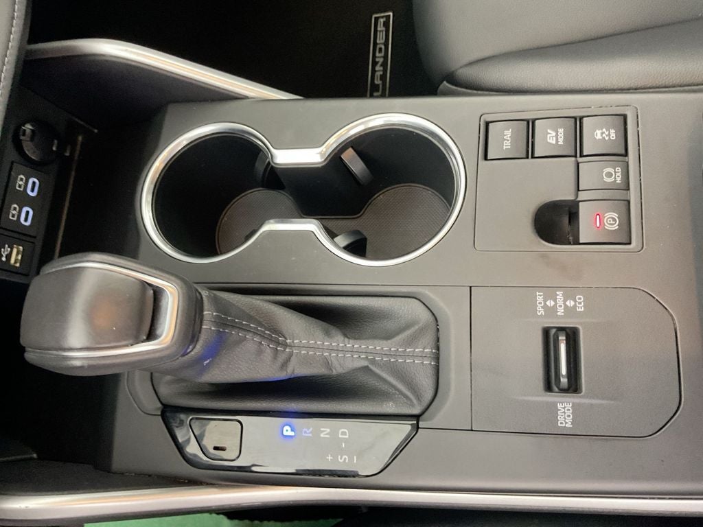 2024 Toyota Highlander Hybrid XLE