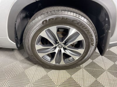 2024 Toyota Highlander Hybrid XLE