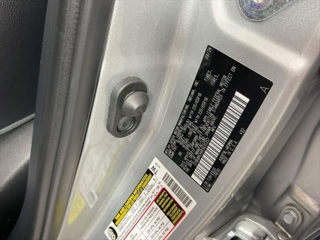 2024 Toyota Highlander Hybrid XLE