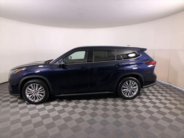 2023 Toyota Highlander Platinum