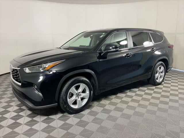 2025 Toyota Highlander LE