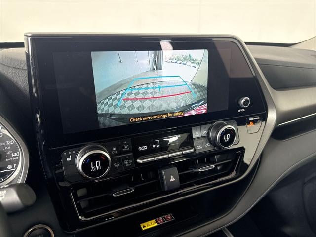 2025 Toyota Highlander XLE