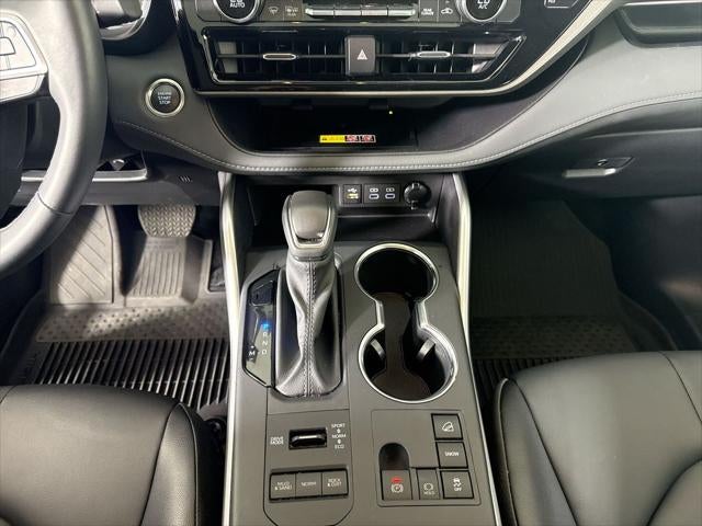 2025 Toyota Highlander XLE