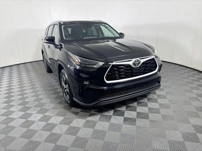 2025 Toyota Highlander XLE