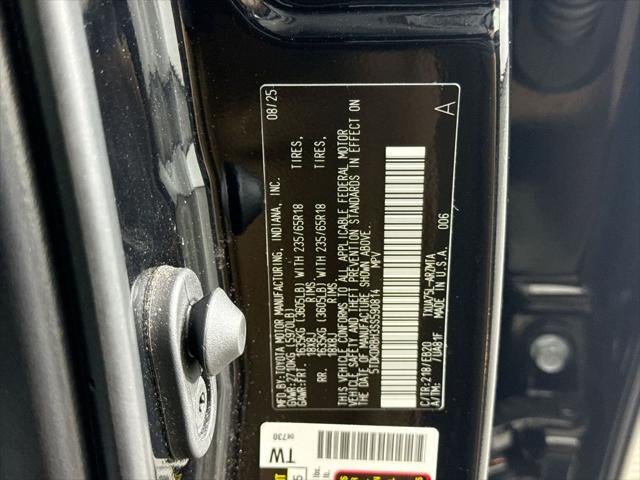 2025 Toyota Highlander XLE