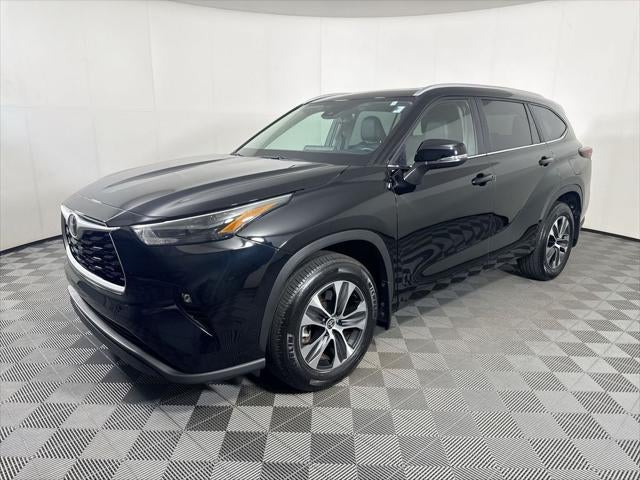 2025 Toyota Highlander XLE