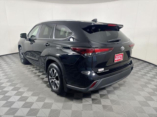 2025 Toyota Highlander XLE