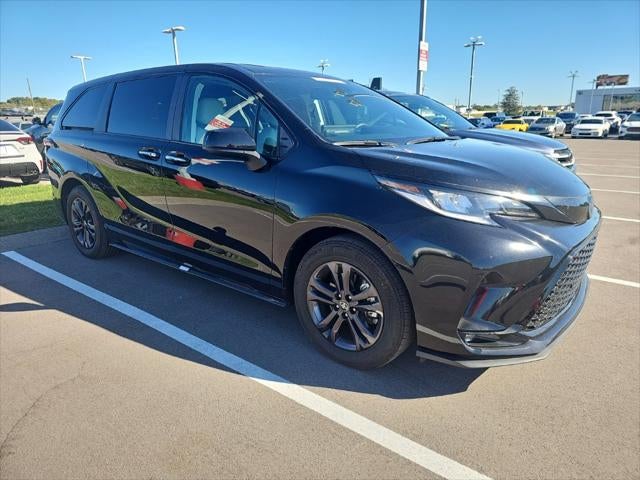 2025 Toyota Sienna XSE 7 Passenger