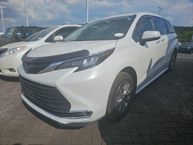 2024 Toyota Sienna XLE 7 Passenger