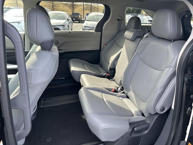 2024 Toyota Sienna XLE 8 Passenger