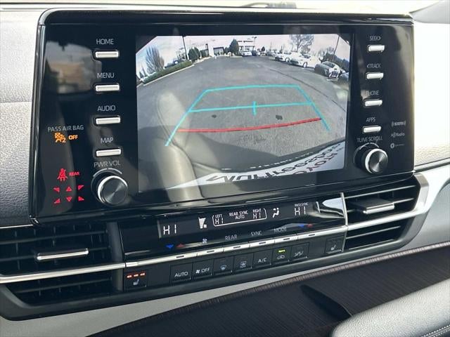 2024 Toyota Sienna XLE 8 Passenger