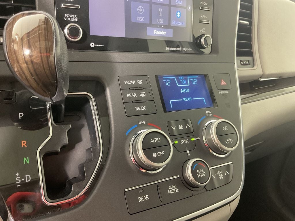 2019 Toyota Sienna XLE 8 Passenger