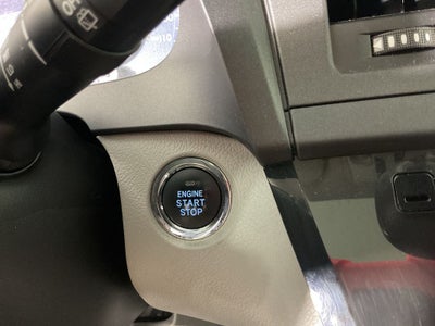 2019 Toyota Sienna XLE 8 Passenger