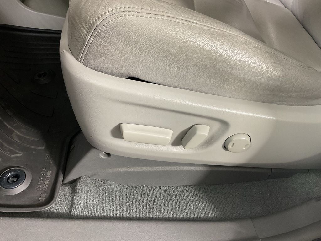 2019 Toyota Sienna XLE 8 Passenger