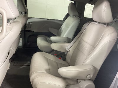 2019 Toyota Sienna XLE 8 Passenger