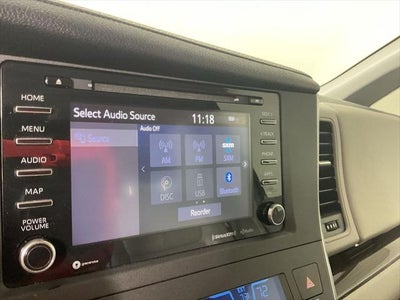 2019 Toyota Sienna XLE 8 Passenger