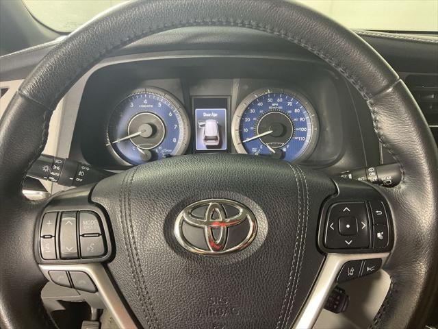 2019 Toyota Sienna XLE 8 Passenger