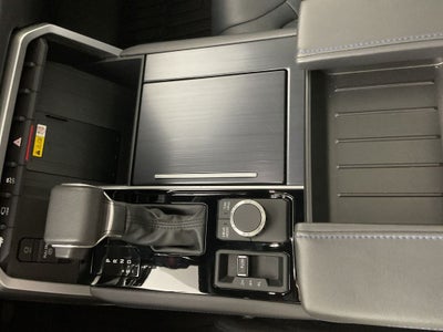 2024 Toyota Tundra Hybrid Platinum