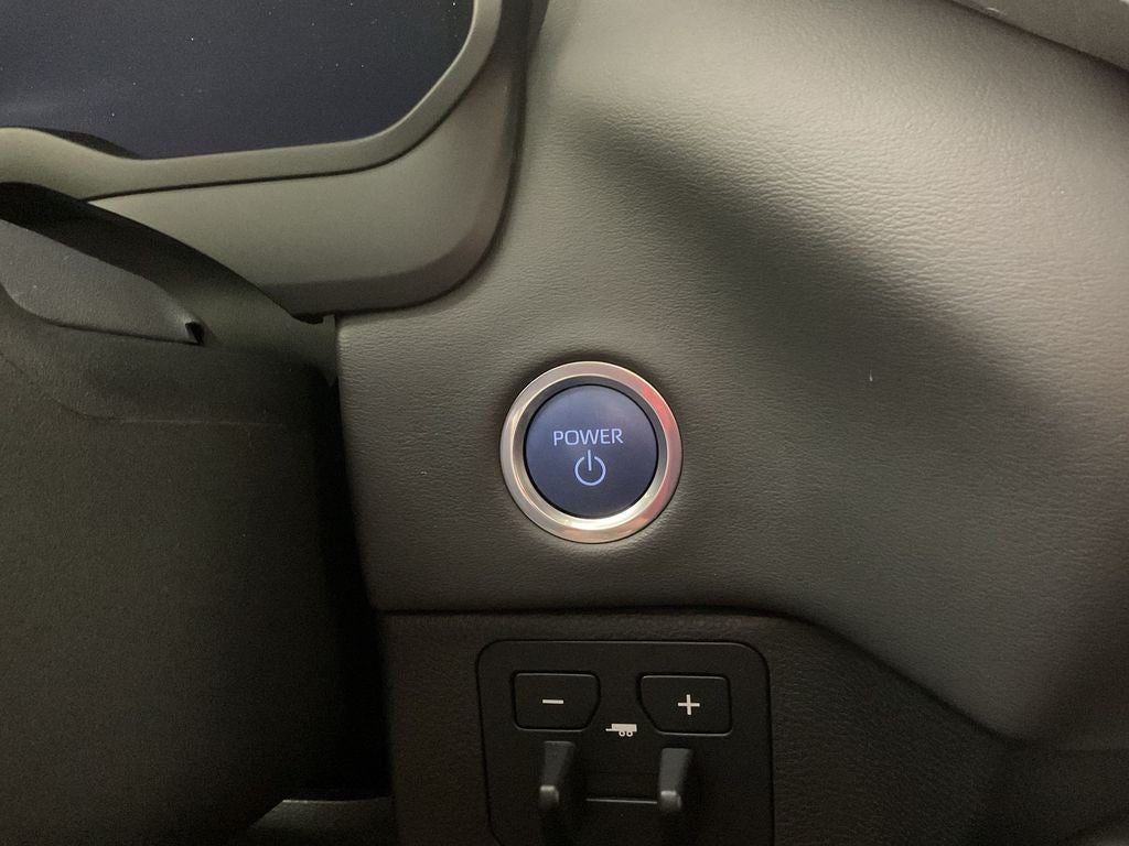 2024 Toyota Tundra Hybrid Platinum