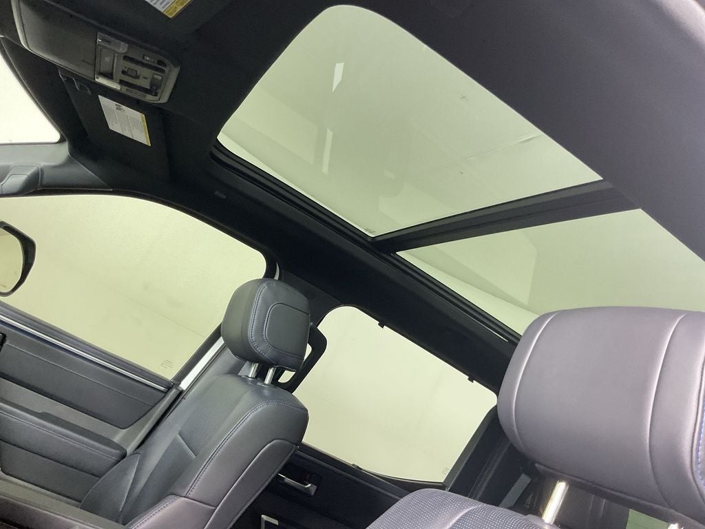 2024 Toyota Tundra Hybrid Platinum