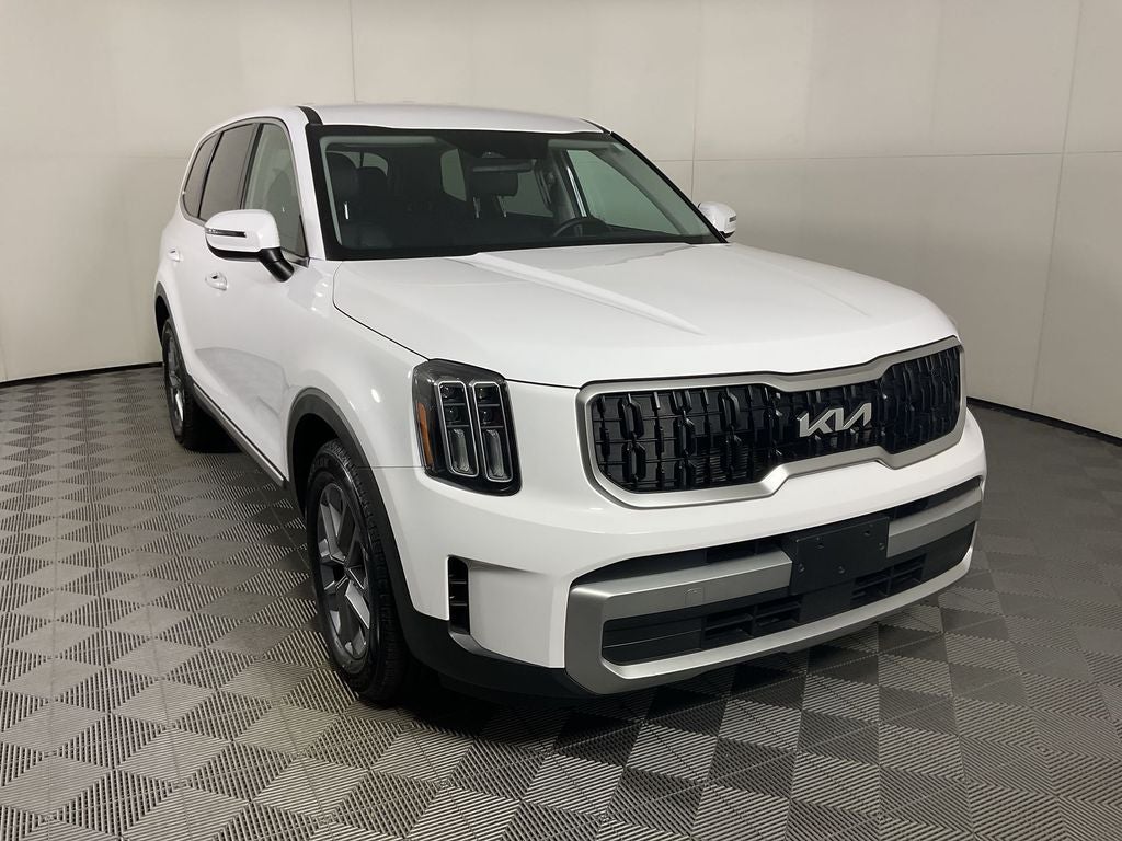 2023 Kia Telluride LX